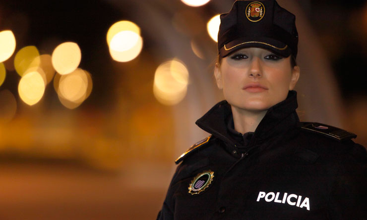 mujer policia